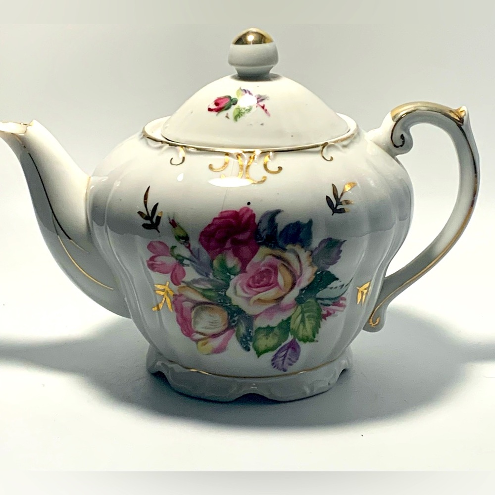 Vintage Porcelain Music Box Teapot Floral with Gold Trim, 7 1/4" Plays Music